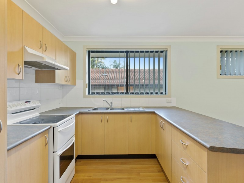 4 Wondaboyne Avenue, Charmhaven NSW 2263