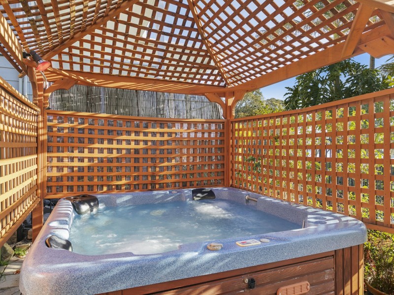 6 Leonard Avenue, Toukley NSW 2263