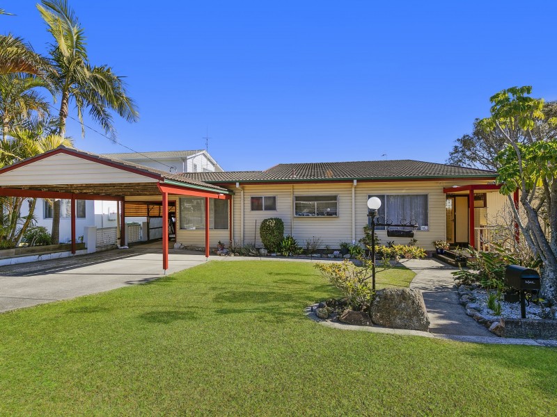 6 Leonard Avenue, Toukley NSW 2263