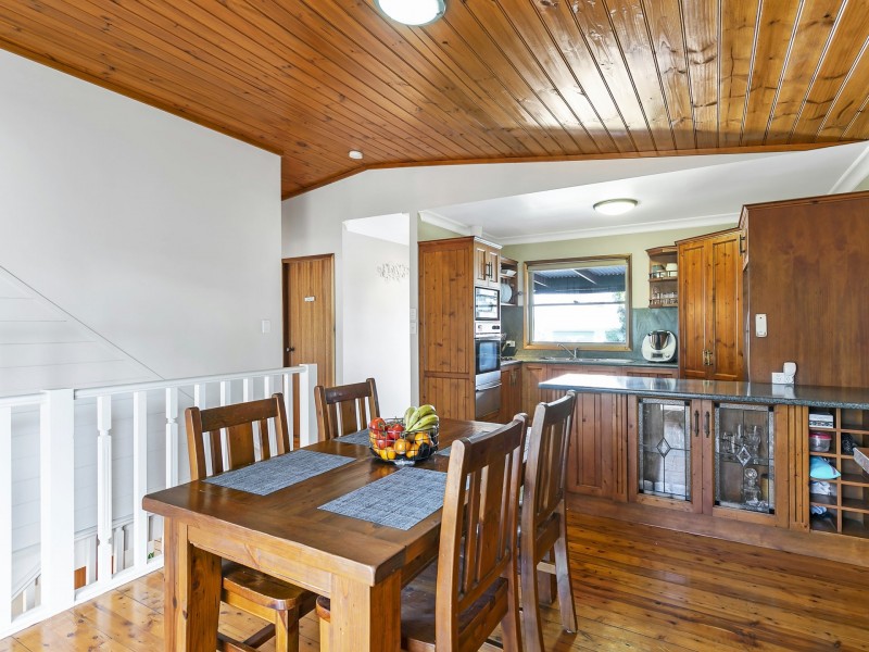 284 Buff Point Avenue, Buff Point NSW 2262