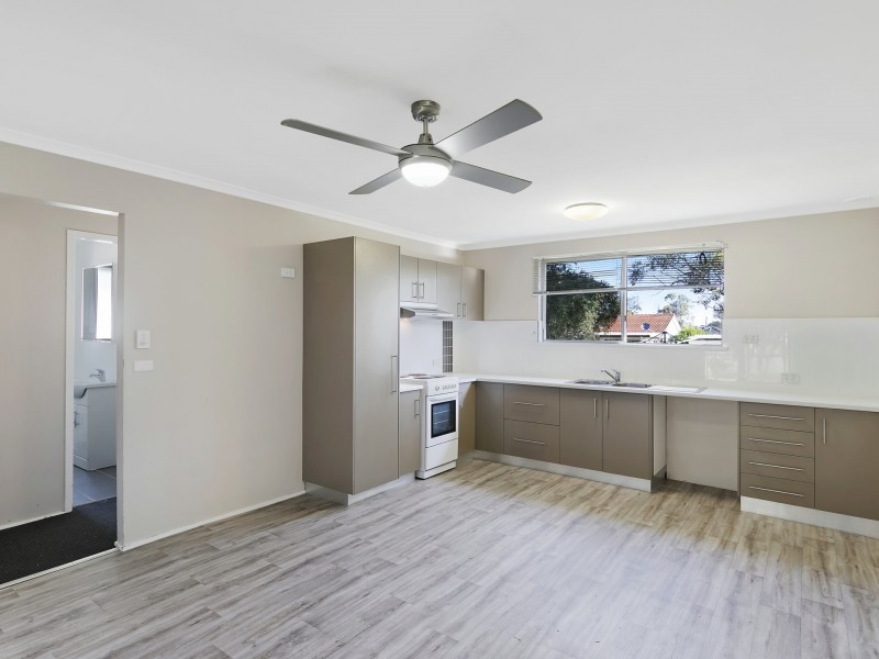 24 Melrose Avenue, Gorokan NSW 2263