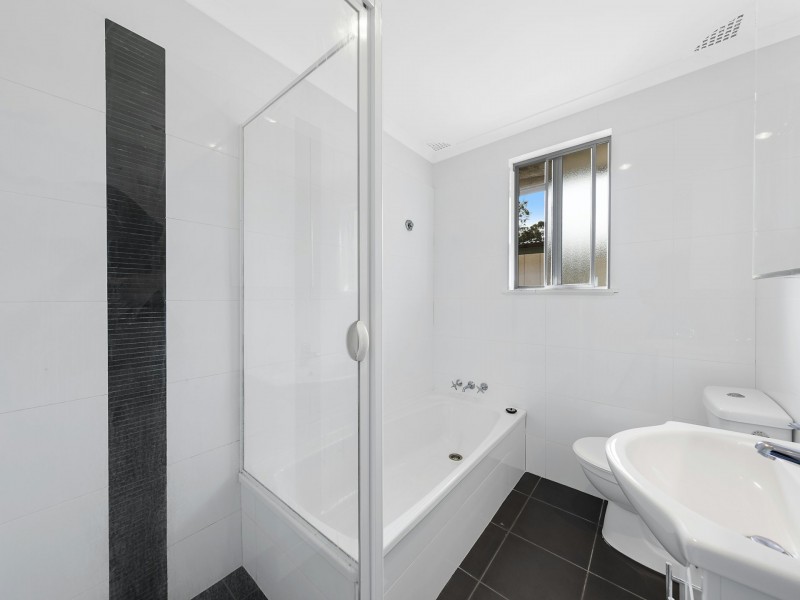 24 Melrose Avenue, Gorokan NSW 2263