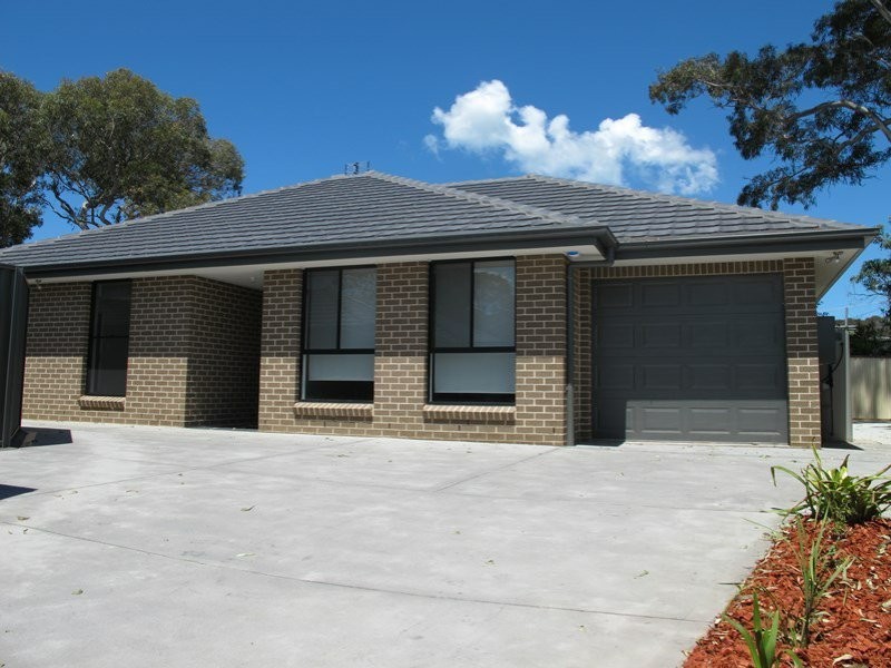 1a Fourth Avenue, Toukley NSW 2263