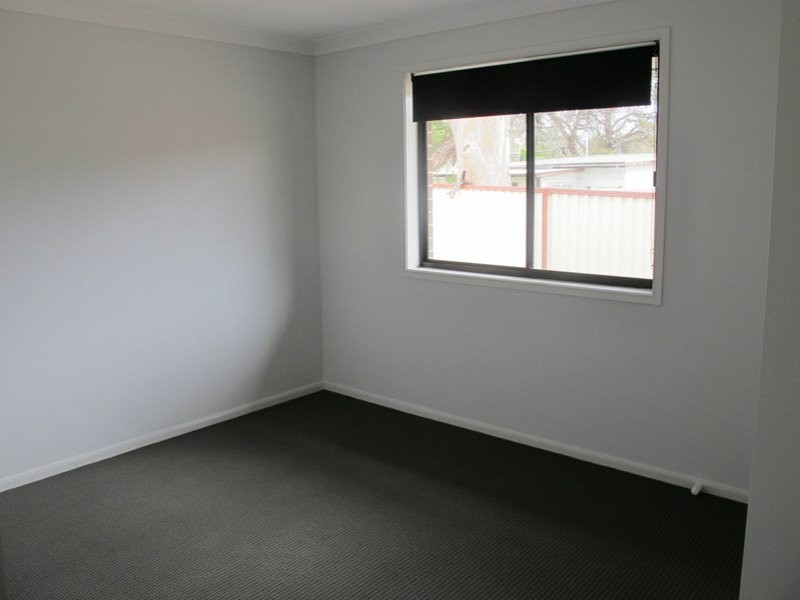 1a Fourth Avenue, Toukley NSW 2263