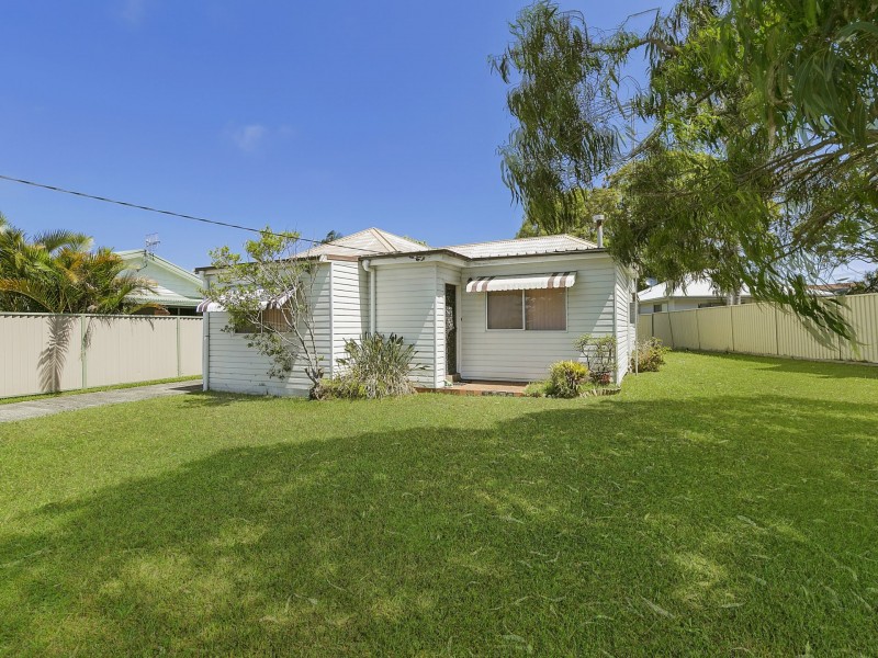 11 Alice Parade, Toukley NSW 2263