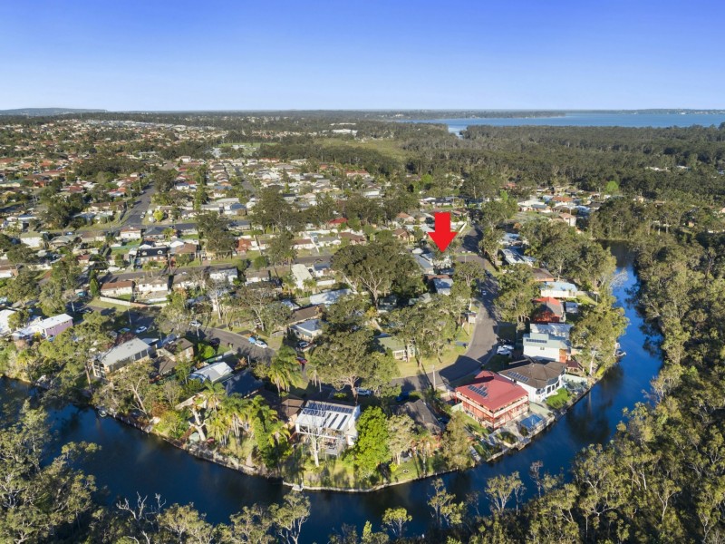 1A Turner Close, Blue Haven NSW 2262