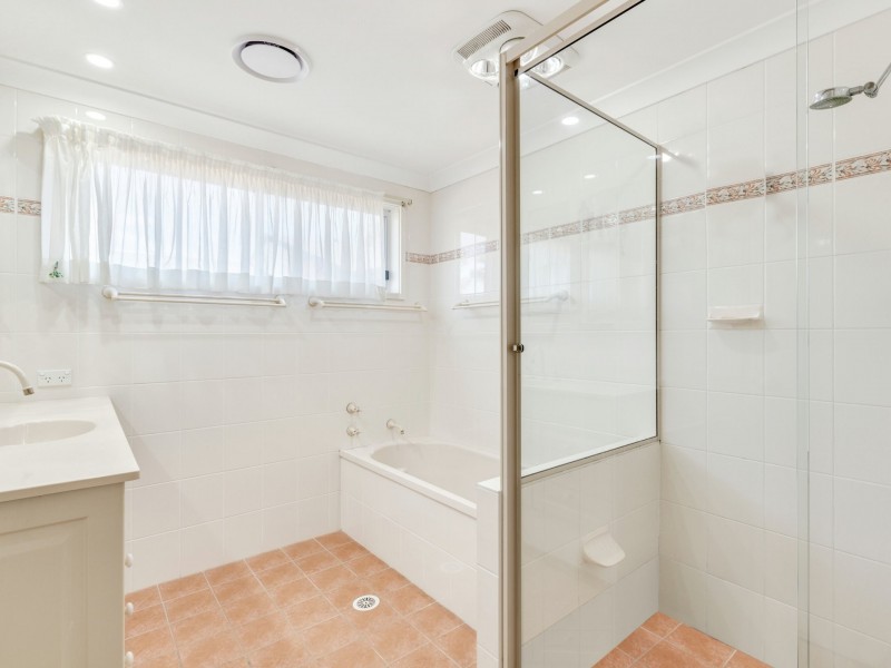 11 Karangal Crescent, Buff Point NSW 2262