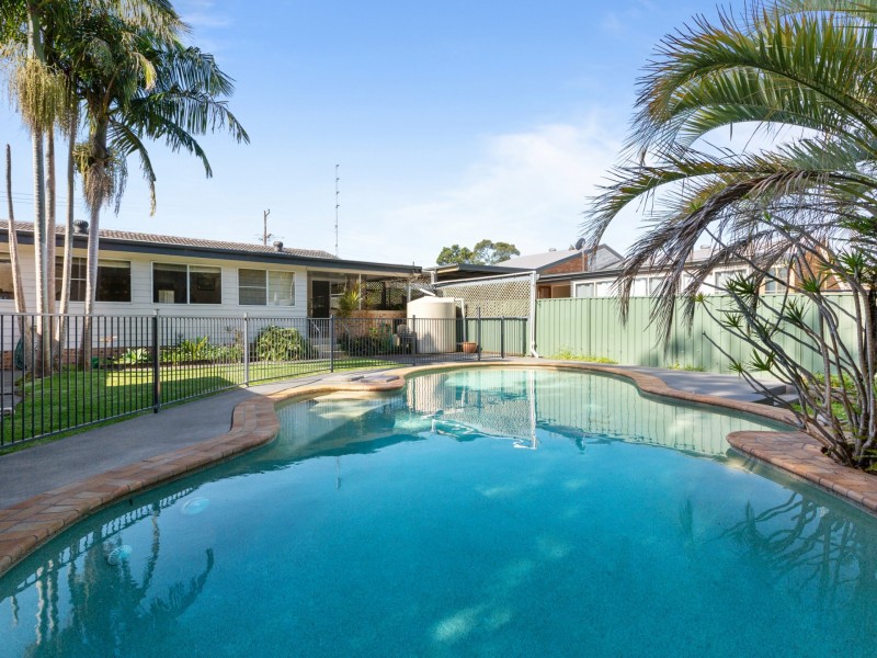 11 Karangal Crescent, Buff Point NSW 2262