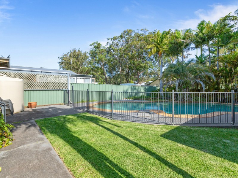 11 Karangal Crescent, Buff Point NSW 2262