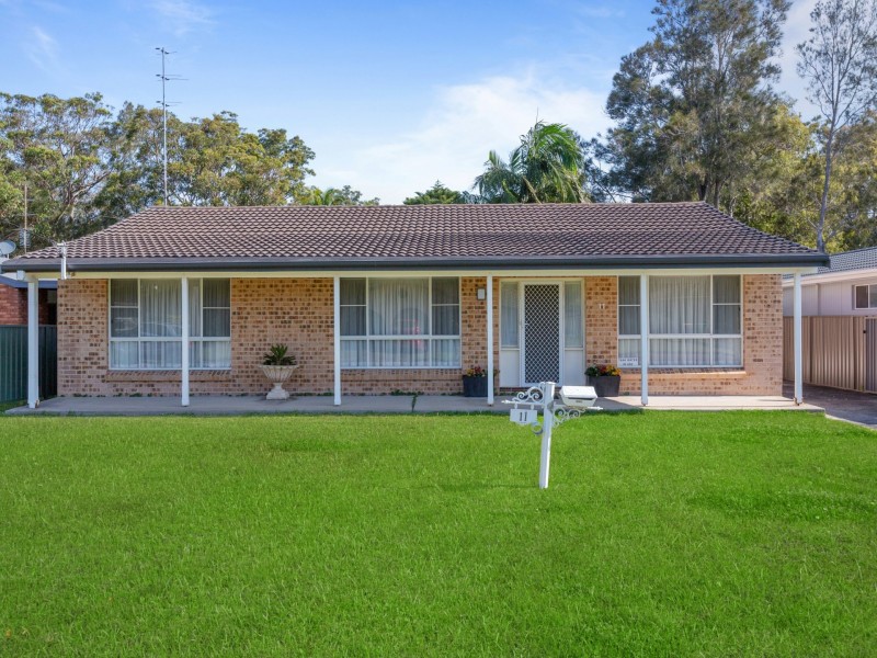 11 Karangal Crescent, Buff Point NSW 2262