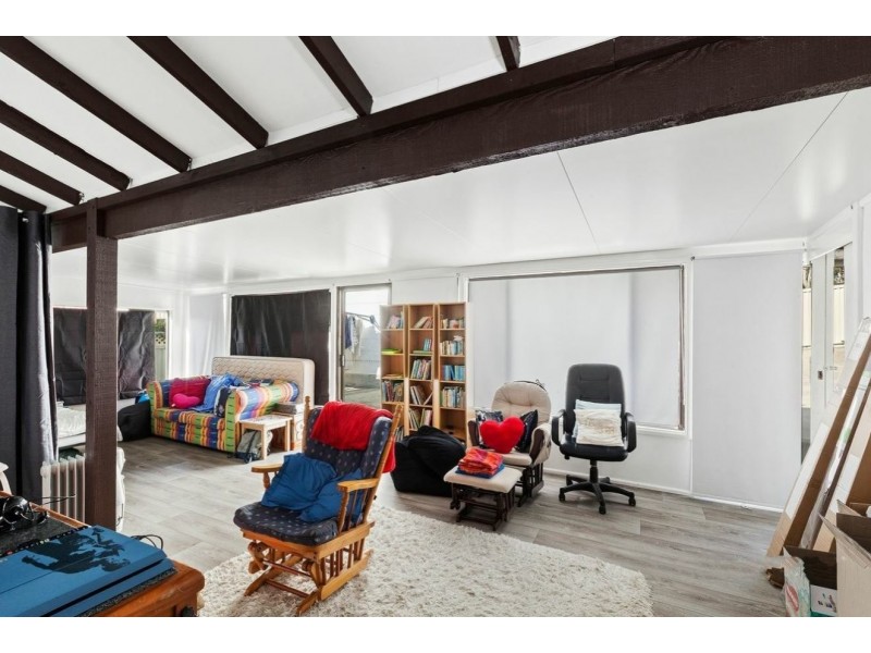 13 Pacific Highway, Lake Haven NSW 2263