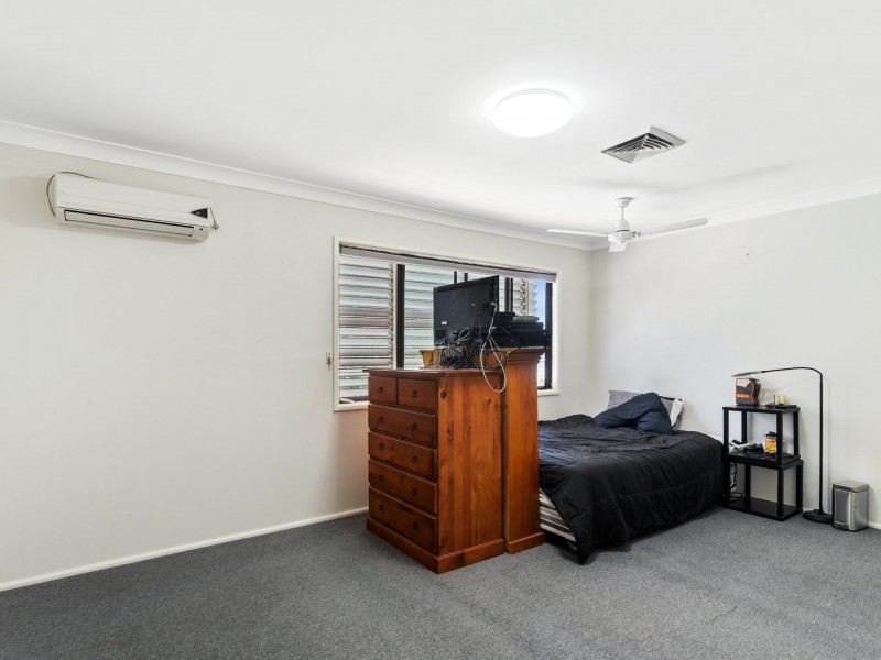 13 Pacific Highway, Lake Haven NSW 2263