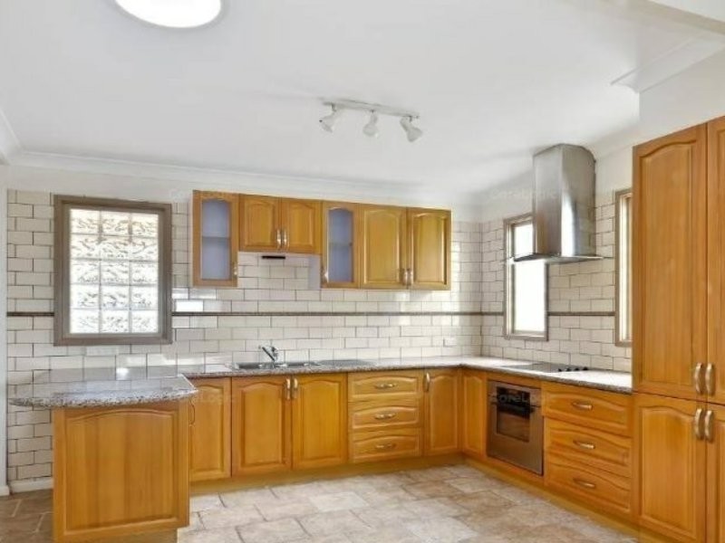 15 Kalani Street, Budgewoi NSW 2262