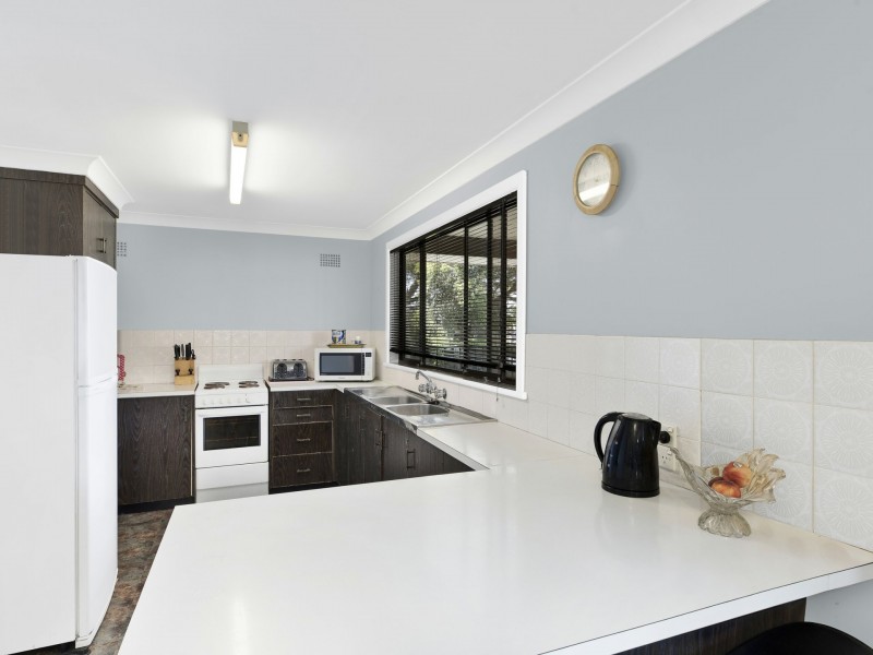 37 Durham Road, Gorokan NSW 2263