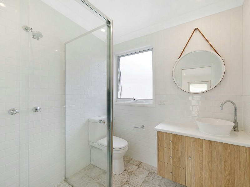 24 Moala Parade, Charmhaven NSW 2263