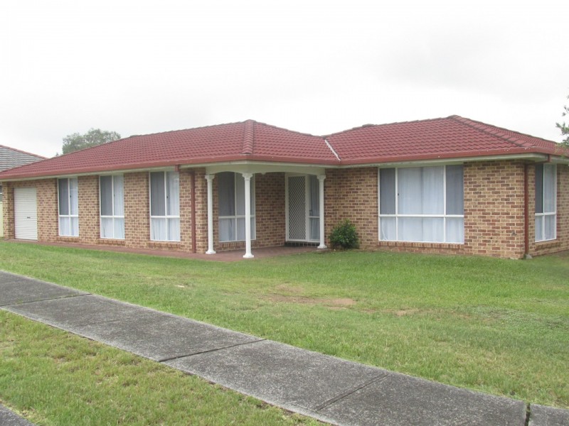 11 Bishop Street, Lake Haven NSW 2263