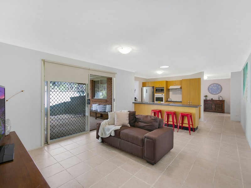 18 Pinehurst Way, Blue Haven NSW 2262