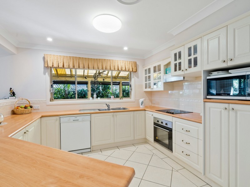34 Tradewinds Avenue, Summerland Point NSW 2259