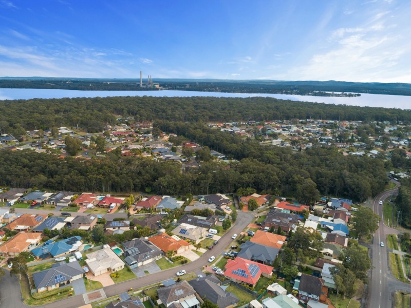 34 Tradewinds Avenue, Summerland Point NSW 2259