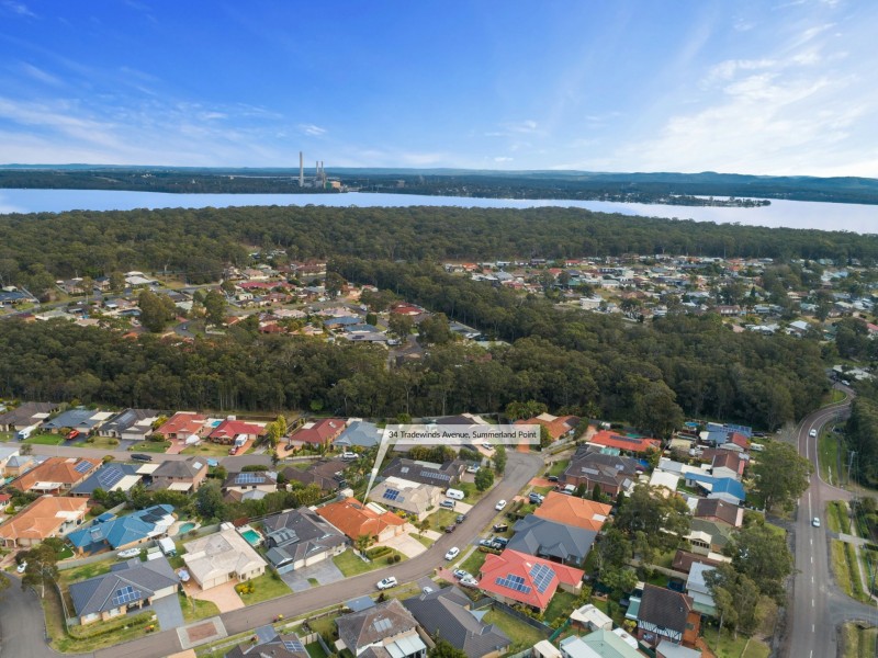 34 Tradewinds Avenue, Summerland Point NSW 2259