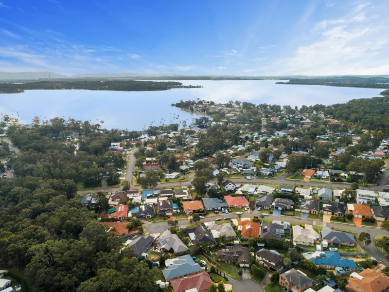 34 Tradewinds Avenue, Summerland Point NSW 2259