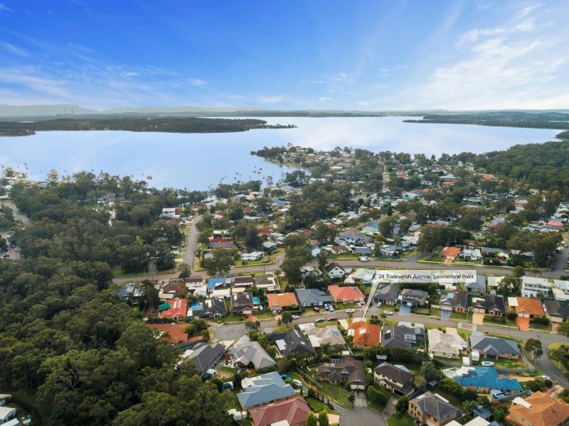 34 Tradewinds Avenue, Summerland Point NSW 2259