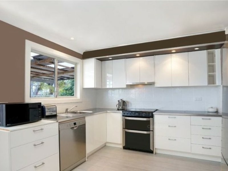 50 Spring Valley Avenue, Gorokan NSW 2263