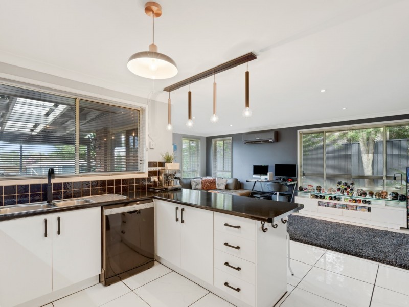 35 Bayberry Avenue, Woongarrah NSW 2259