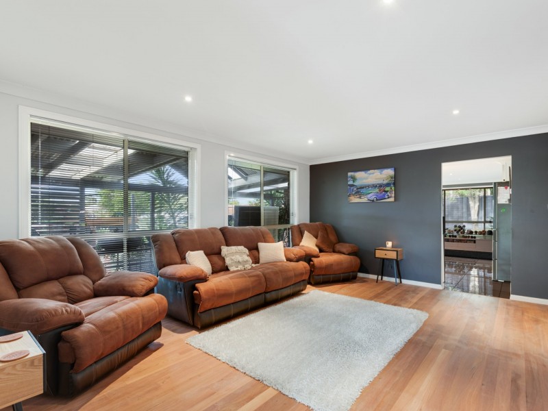 35 Bayberry Avenue, Woongarrah NSW 2259