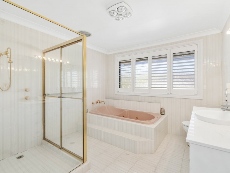 9 Baynton Street, Norah Head NSW 2263