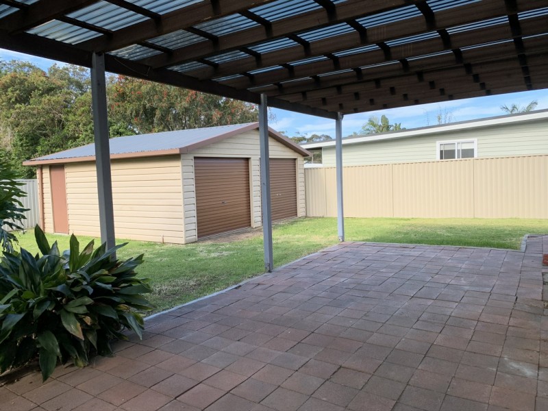 24 Fourth Avenue, Toukley NSW 2263