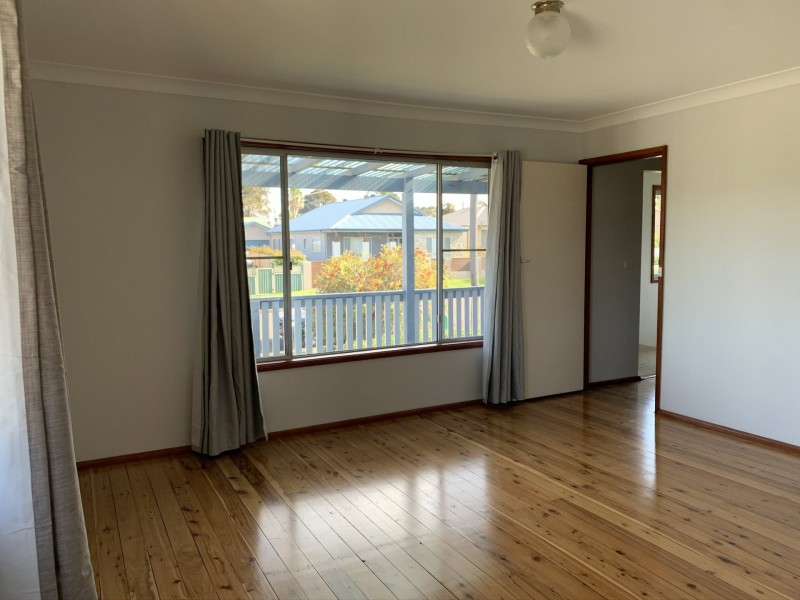 24 Fourth Avenue, Toukley NSW 2263