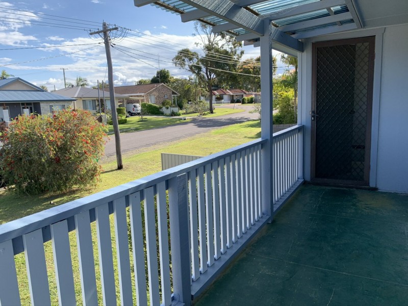 24 Fourth Avenue, Toukley NSW 2263