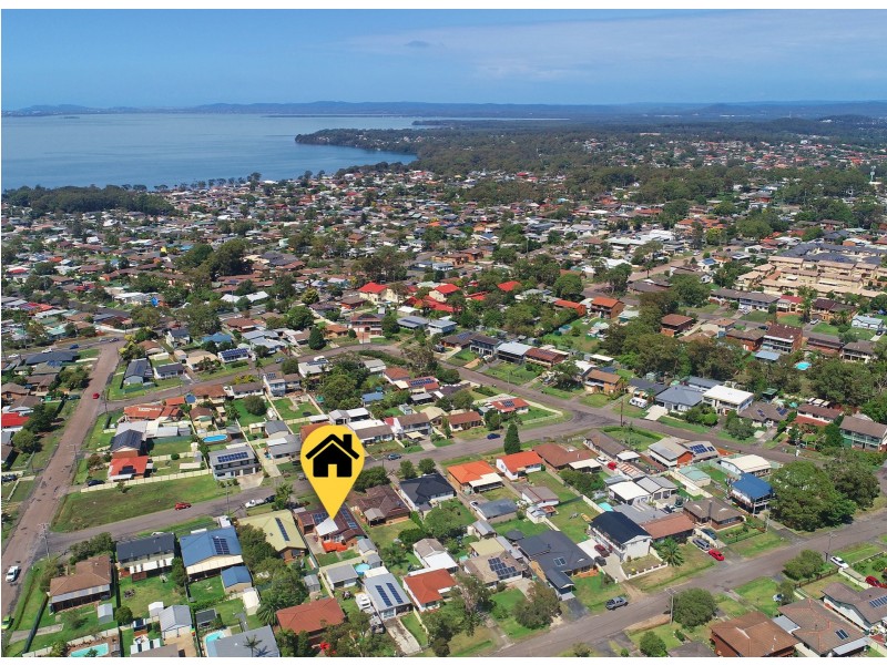 9 Essex Street, Gorokan NSW 2263