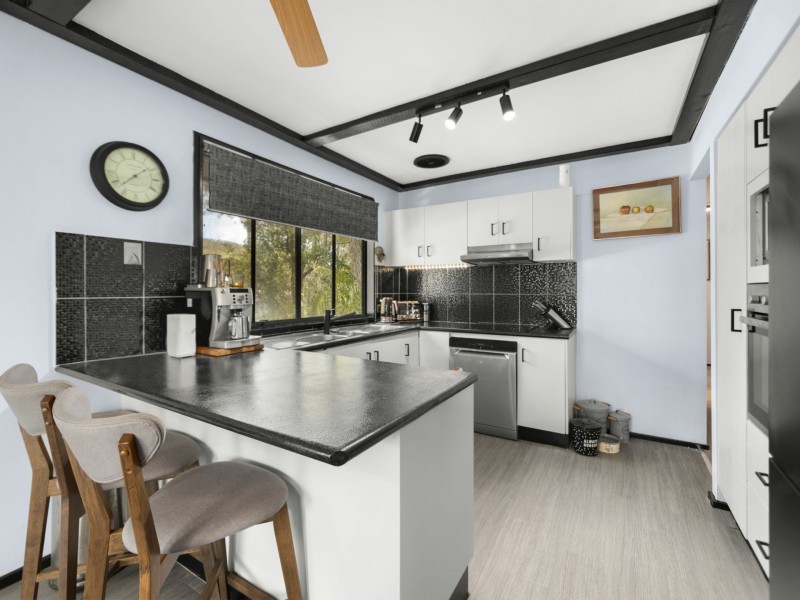 9 Tennyson Place, Watanobbi NSW 2259