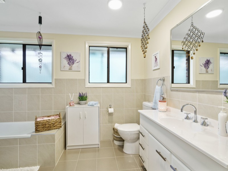 183 Buff Point Avenue, Buff Point NSW 2262