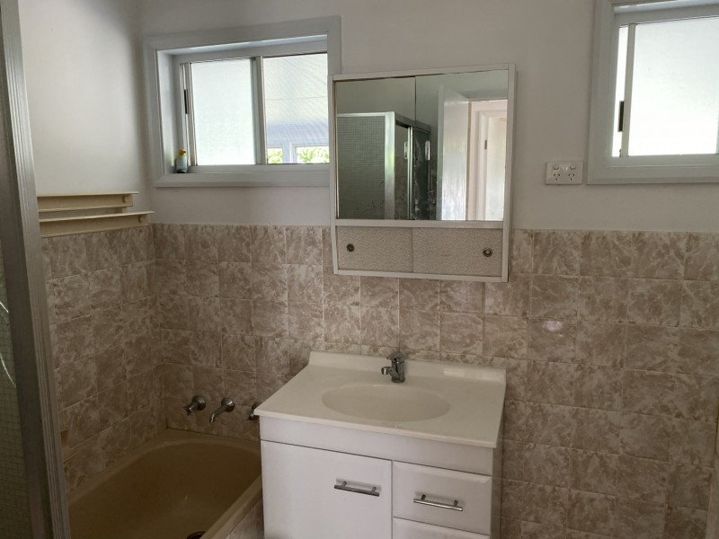 58 Natuna Avenue, Budgewoi NSW 2262