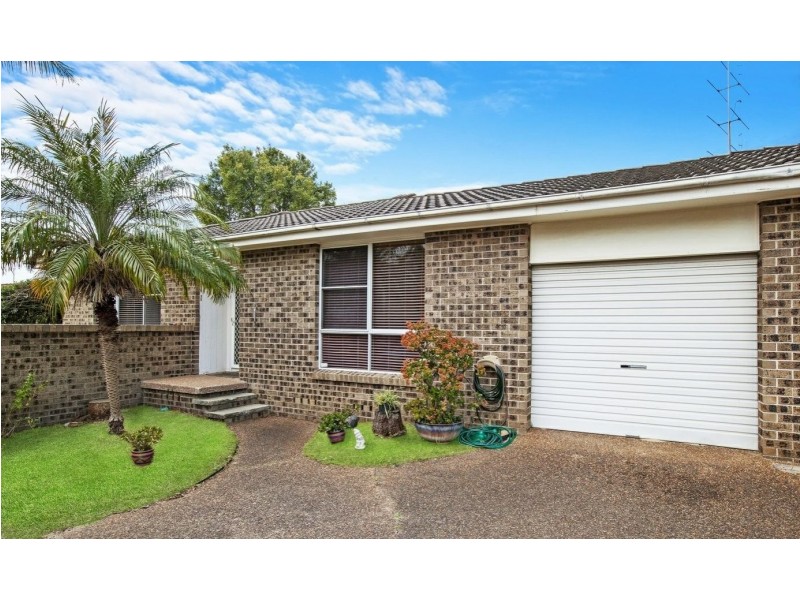 2/25 Kalulah Avenue, Gorokan NSW 2263
