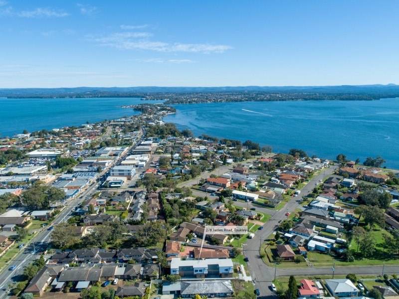 2/8 James Road, Toukley NSW 2263