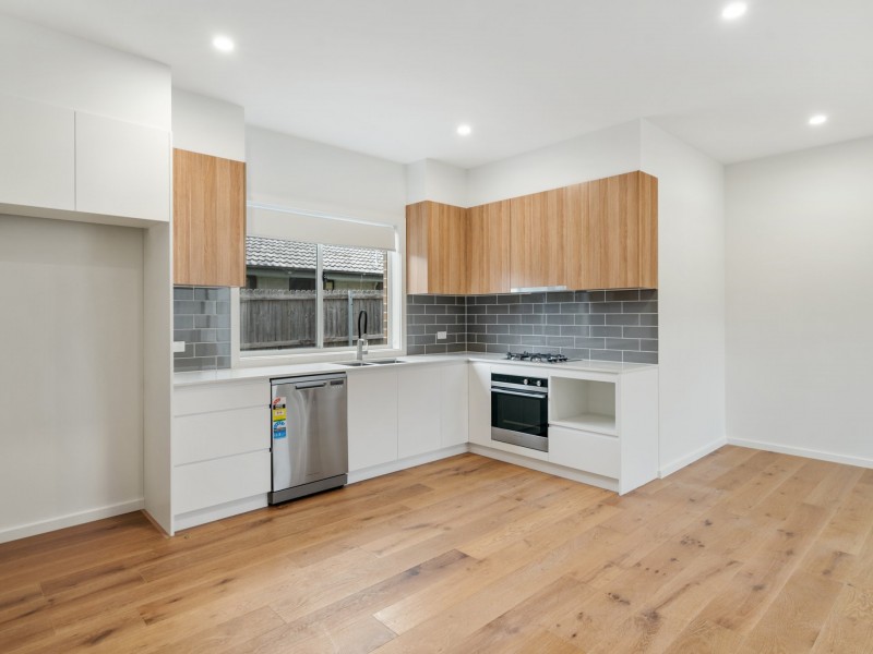 2/8 James Road, Toukley NSW 2263