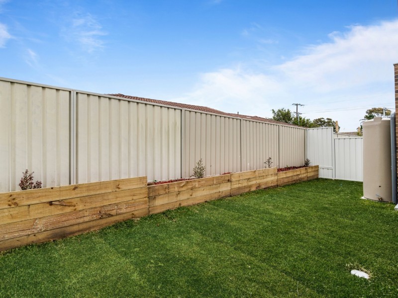 2/8 James Road, Toukley NSW 2263