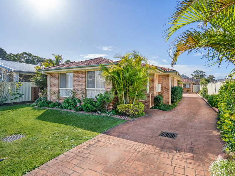 1 Hibbard Street, Canton Beach NSW 2263