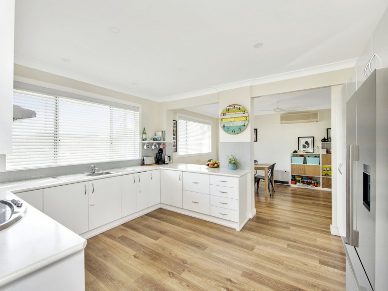 36 Danbury Avenue, Gorokan NSW 2263