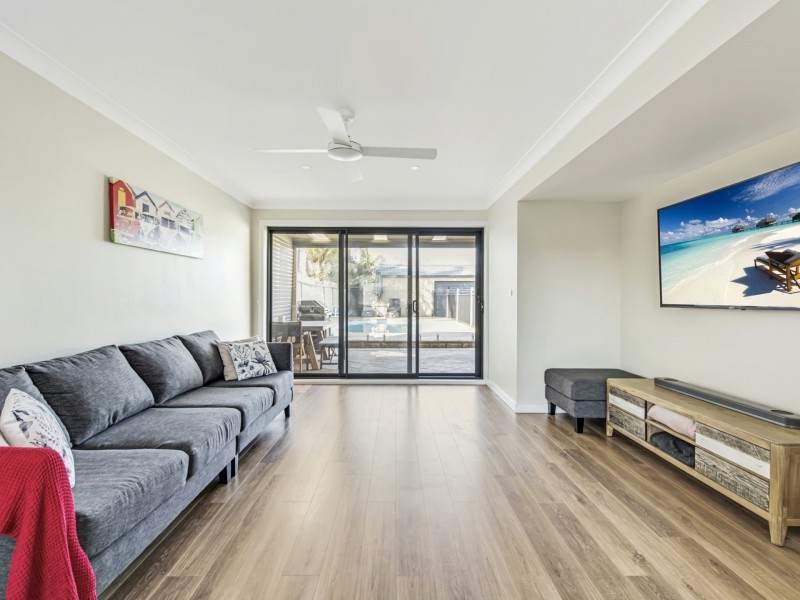 36 Danbury Avenue, Gorokan NSW 2263