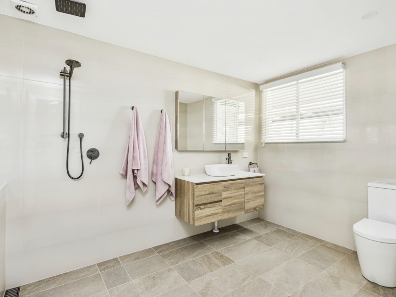 36 Danbury Avenue, Gorokan NSW 2263