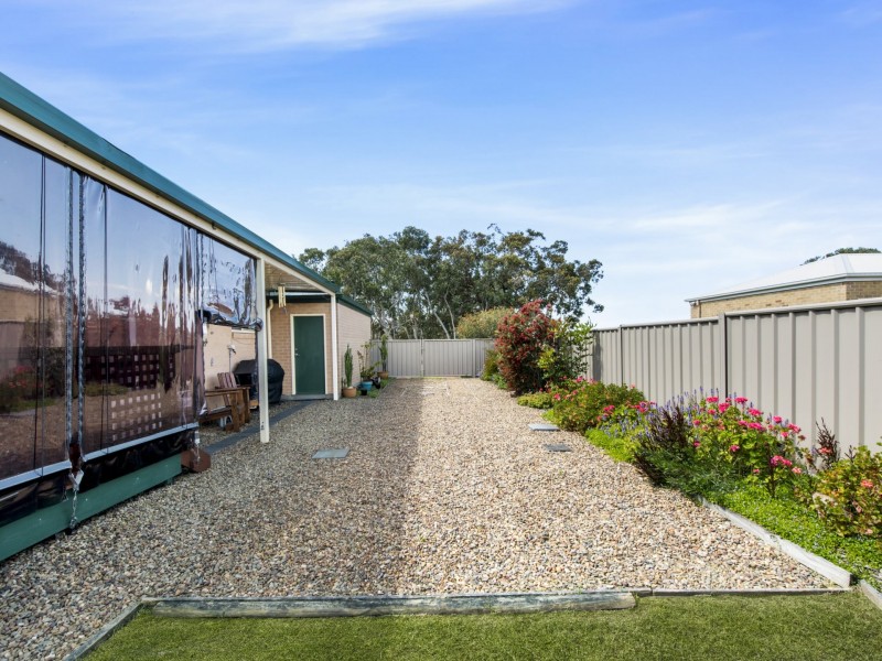 2 Conradi Close, Lake Munmorah NSW 2259