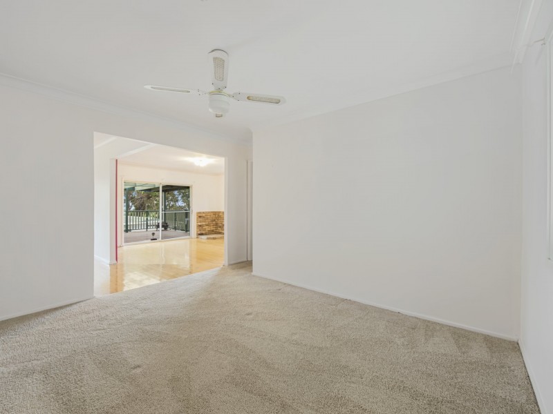 39 Grandview Parade, Gorokan NSW 2263