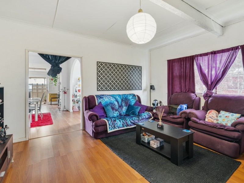 9 Holmes Avenue, Toukley NSW 2263