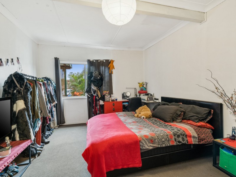 9 Holmes Avenue, Toukley NSW 2263