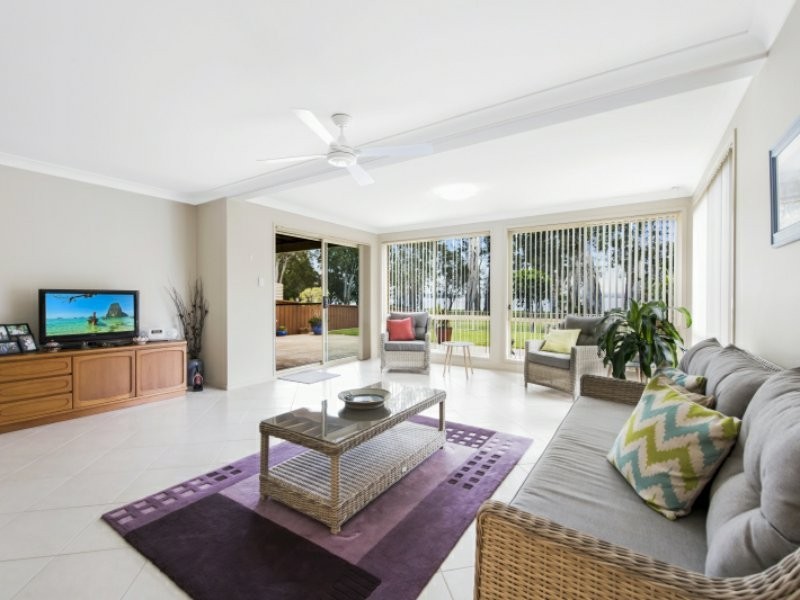 46 Leonard Avenue, Toukley NSW 2263